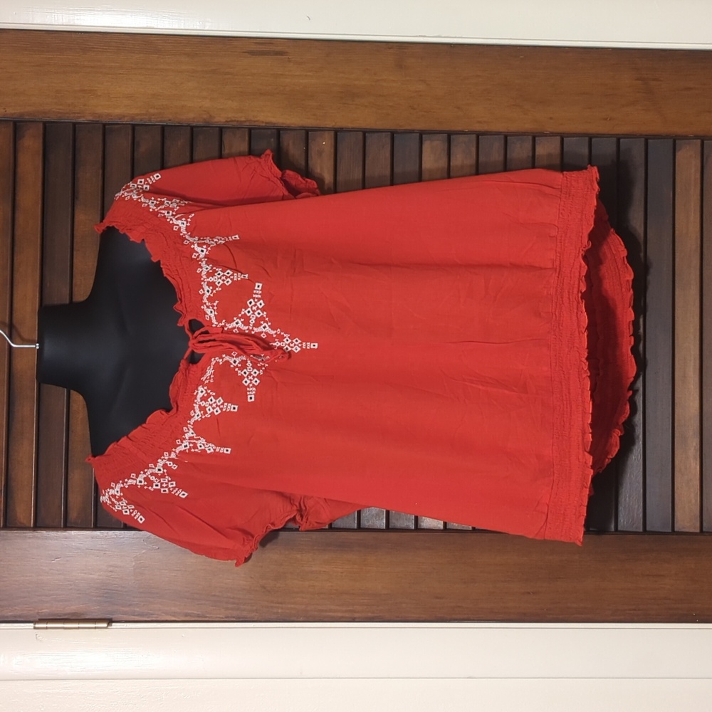 Old Navy red women's tunic